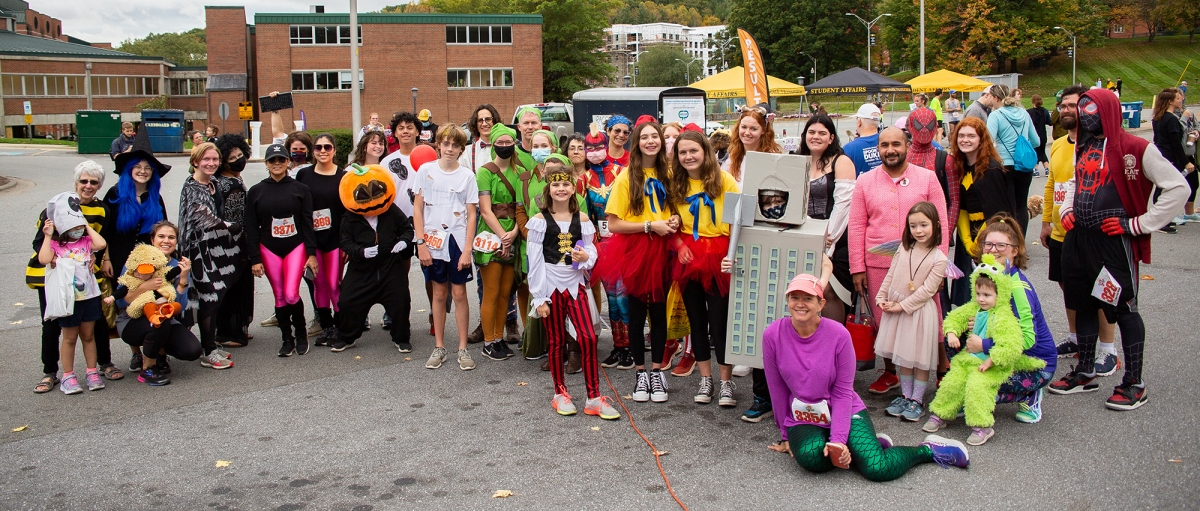 Spooky Duke costume contest participants